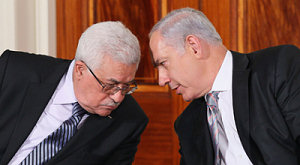 Foto Abbas luistert in een tête à tête naar Netanyahoo