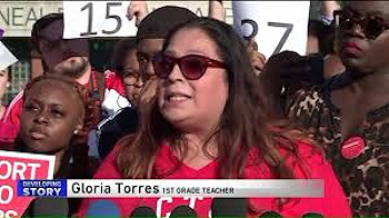 Gloria Torres interview tijdens demonstratie