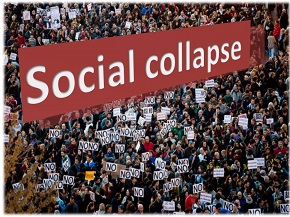 Foto mensenmenigte met tekst eroverheen: Social Collapse