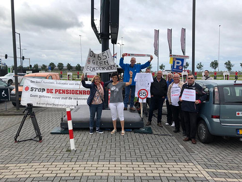 Foto picket op parkeerplaats