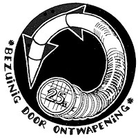 Bezuinig door ontwapening - tekening van raket naar geld